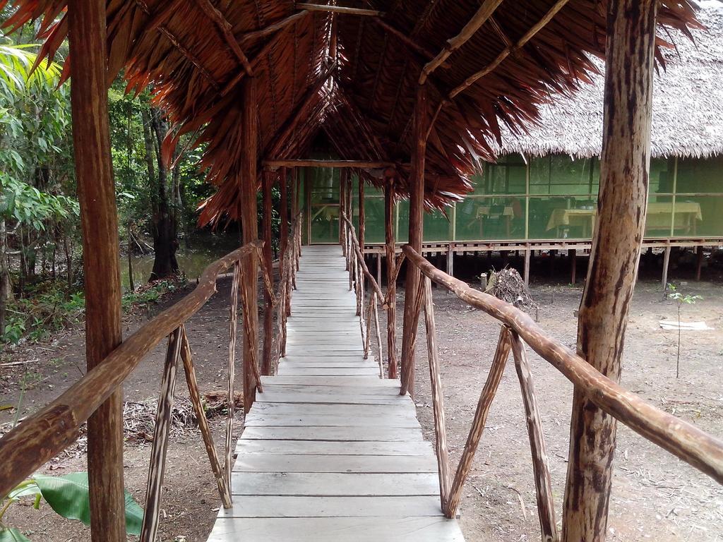 Amazon Queen Lodge Mazán Quarto foto
