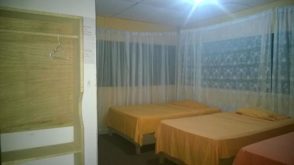 Amazon Queen Lodge Mazán Quarto foto